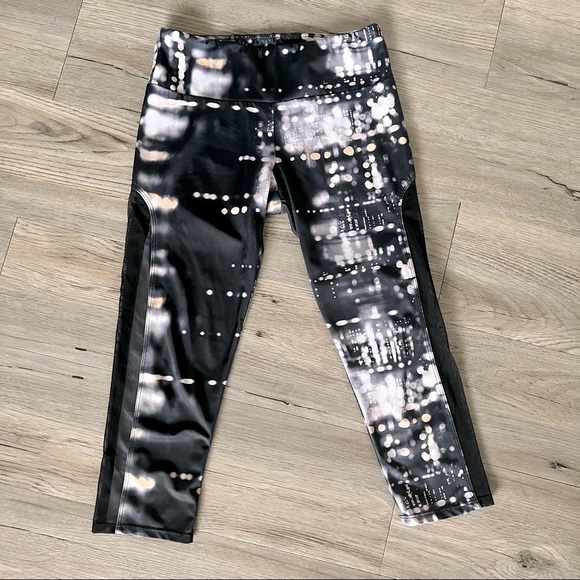 🔥SALE - any 4/$20. Onzie Yoga Pant - Picture 1 of 5